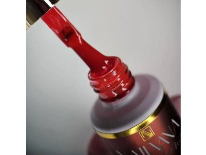 iconic004 nailvana gel lack.jpg