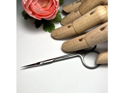 MA-Nails by Meskó Anikó – bőrvágó olló – H-12