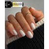 Discover the secret to strong, beautiful nails with Victoria VYNN’s Mega Base! 🌟 This innovativ